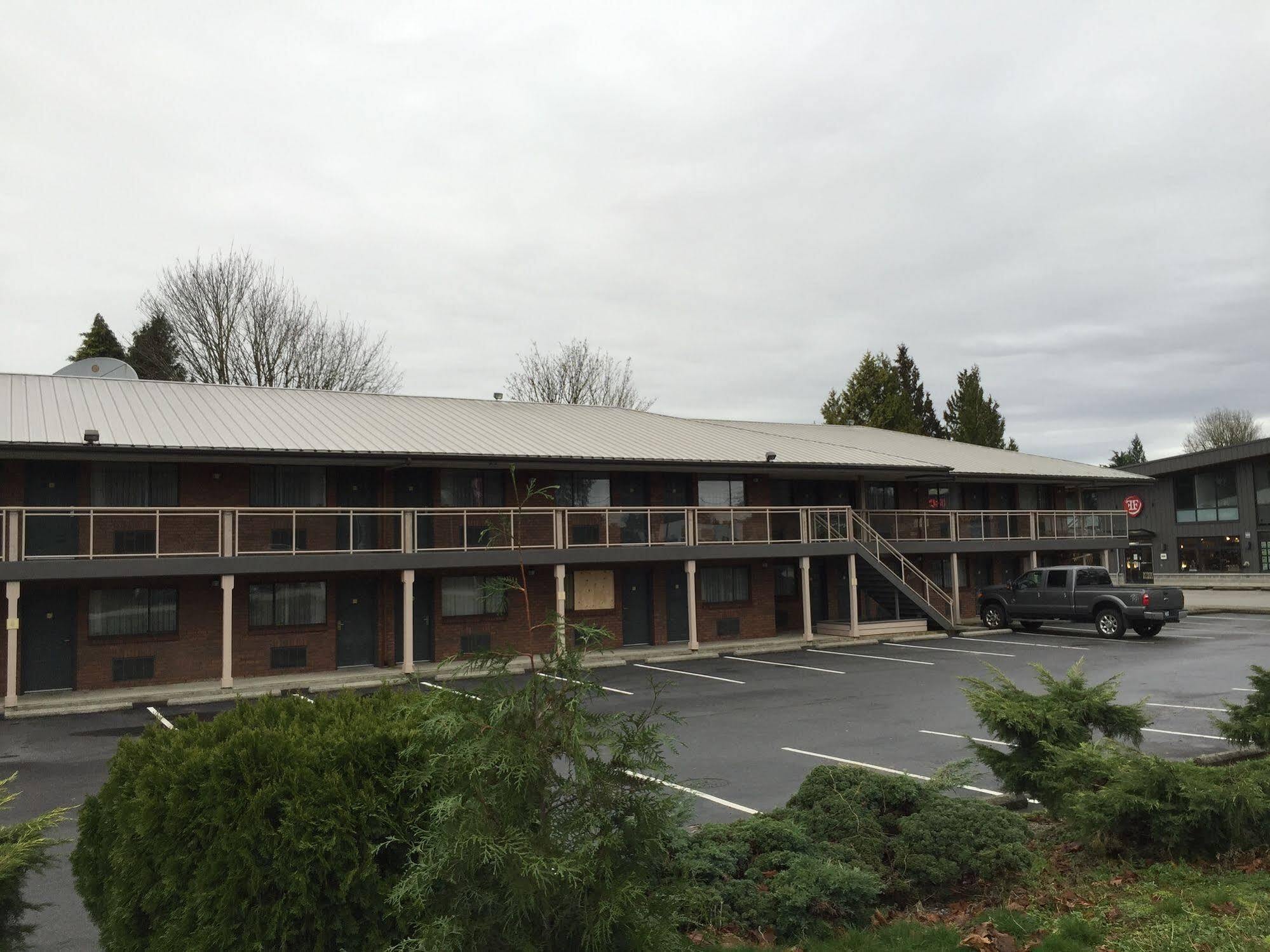 Art Infiniti Hotel Pitt Meadows Zewnętrze zdjęcie