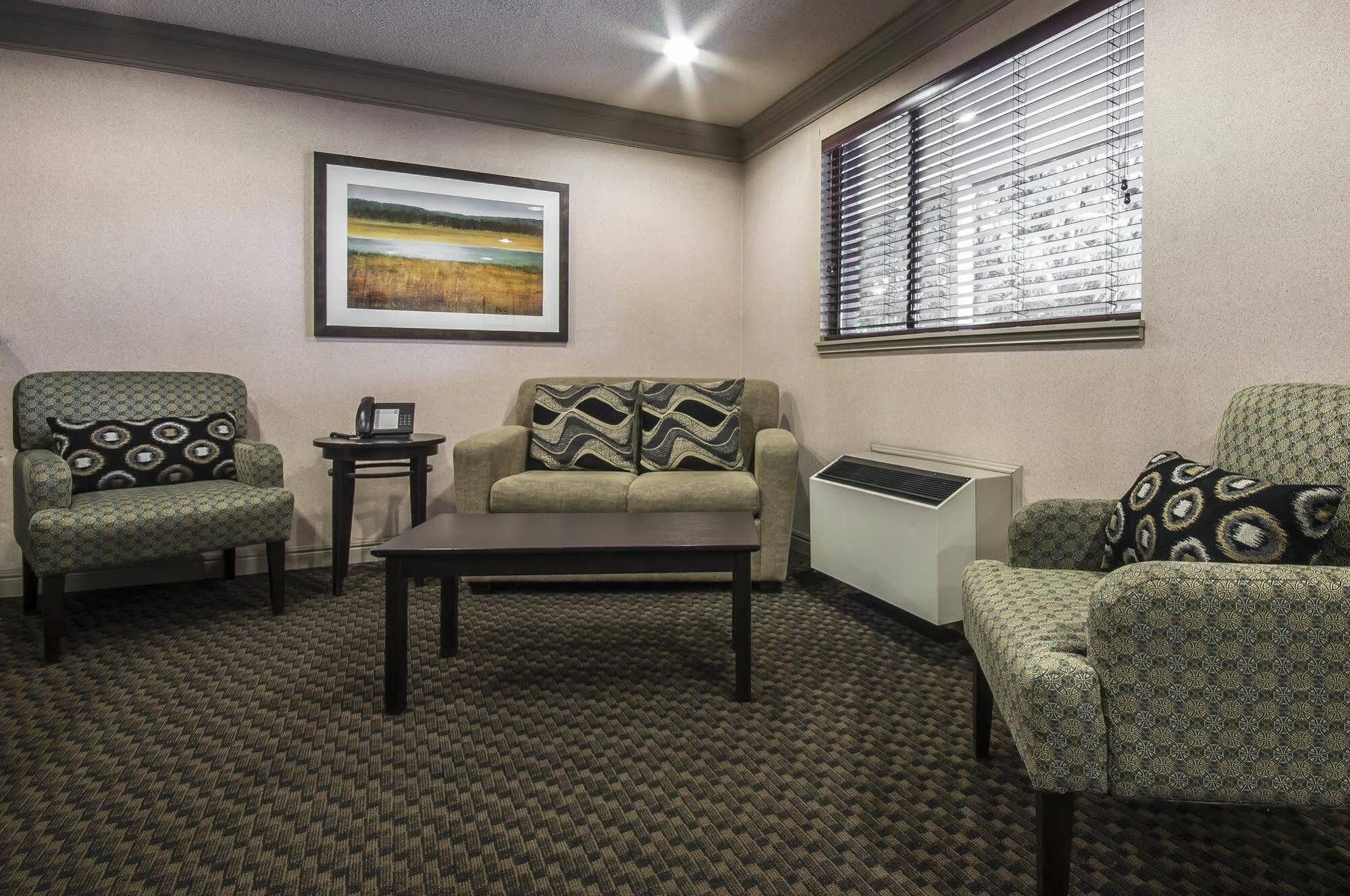 Art Infiniti Hotel Pitt Meadows Zewnętrze zdjęcie
